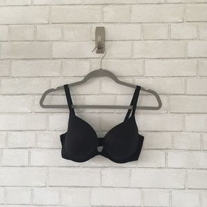 Victoria’s Secret 💋 Fabulous Plunge Bra